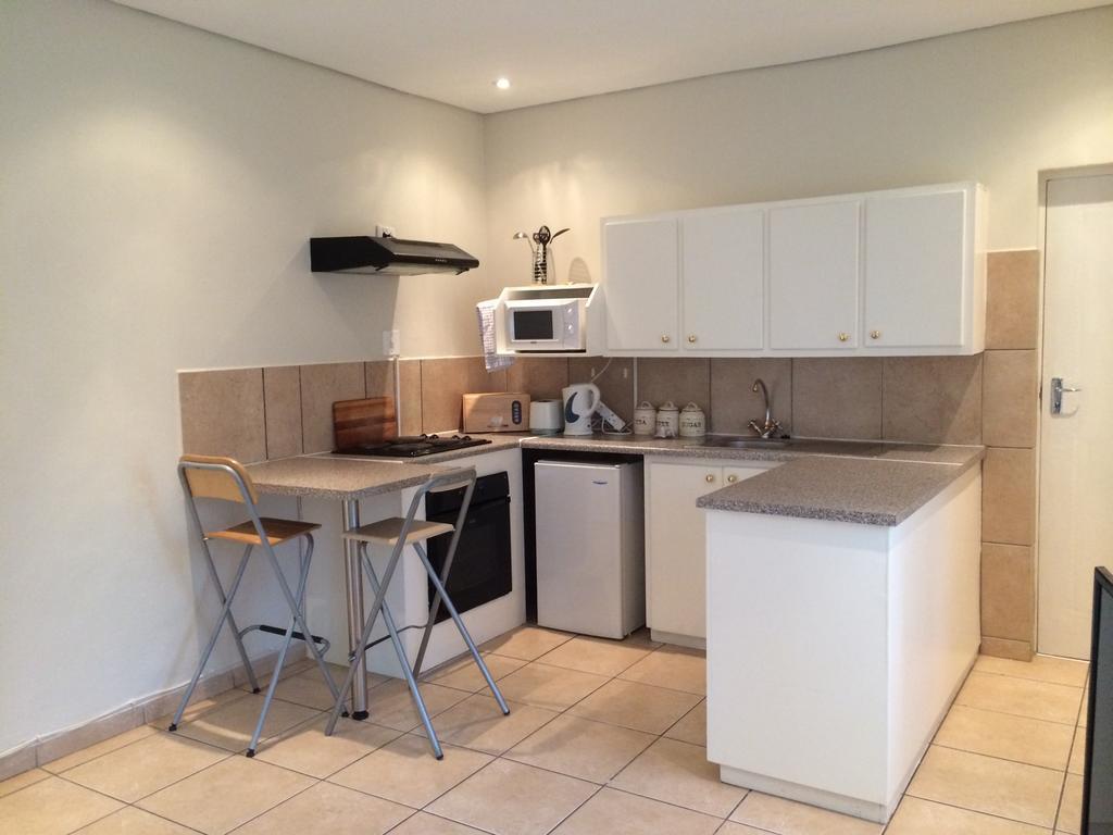 The Pecan Tree Guesthouse Sandton Room photo